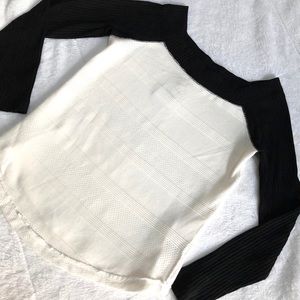 Free People black and white top!